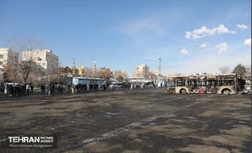 بازدید خبرنگاران رسانه‌های خارجی از تخریب اموال عمومی شهر 70