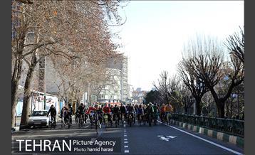 دوچرخه سواری در منطقه 6 به مناسبت هوای پاک 18