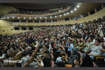 اکران عمومی قسمت پایانی سریال پایتخت در برج میلاد 11