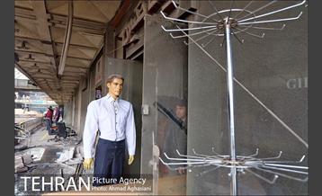 تخلیه اجناس مغازه های باقی مانده ساختمان پلاسکو -1 10