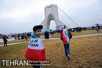 راهپیمایی یوم الله 22 بهمن 35