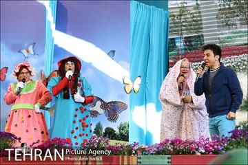 اجرای زنده برنامه محله گل و بلبل در میدان هرندی 2