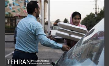 لقمه های مهربانی در محله دولتخواه‎ 20