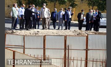 بازدید معاون امور مناطق شهرداری تهران از منطقه 17