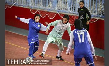 دیدار فوتسال زنان سایپا و نفت آبادان 12