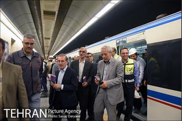 بازدید معاونت حمل و نقل و ترافیک شهرداری تهران و اعضای شورای شهر تهران از عملیات تکمیلی خط ۷ 11