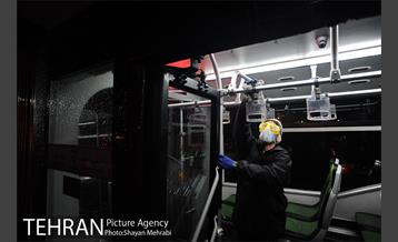 عملیات ضد عفونی کردن اتوبوس های تهران 33