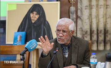 نشست تخصصی آشنایی با مکتب بانو امین 19