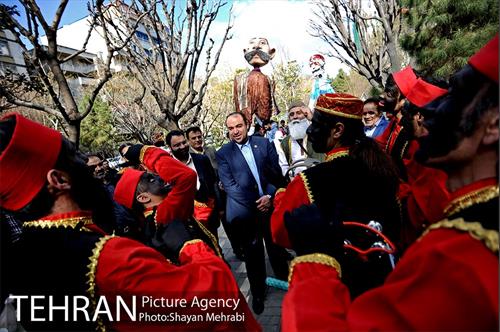 بازدید معاونین شهرداری تهران از نوروزگاه بلوار کشاورز 18