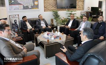 بازدید مدیران اداره کل سرمایه انسانی از شهرداری منطقه ۱۲ 37