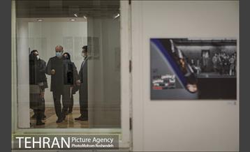 بازدید شهردار منطقه شش از نمایشگاه تهران از منظر هنرمندان 19