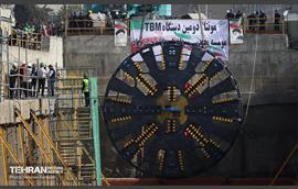 مونتاژ قطعه اصلی دومین دستگاه TBM خط 10 16