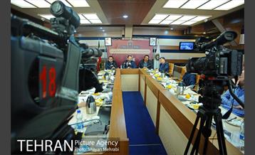 نشست سوگواره نمایشی خمسه 18