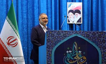 حضور شهردار تهران در نماز جمعه 2