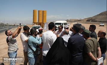 بازدید رئیس شورای شهر از پروژه بزرگراه شهید شوشتری 31