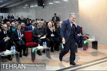 رونمایی از نقش برجسته سرباز هخامنشی با حضور شهردار تهران 12