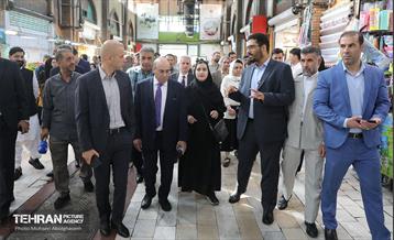بازدید هیات‌های خارجی از ظرفیت‌های مدیریت شهری تهران در حوزه بازارهای شهری و امنیت غذایی 66