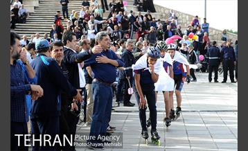 ششمین همایش پیاده روی خانوادگی بازنشستگان شهرداری تهران با حضور شهردار تهران 39