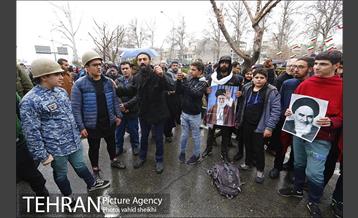 نمایش خیابانی شاهد عینی بمناسبت 22 بهمن  8