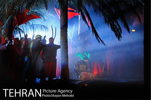 نمایش بزرگ «تنهاتر از مسیح» 16