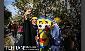 بازدید فعالان فضای مجازی از اماکن دیدنی تهران 26