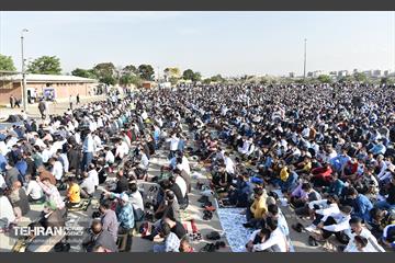 اقامه نماز عید فطر افغانستانی های اهل تسنن مقیم تهران 8