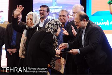 مراسم روز جهانی سالمند با حضور شهردار تهران 45