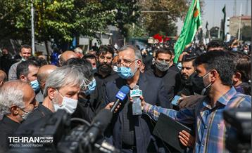 حضور شهردار تهران در مراسم پیاده روی جاماندگان اربعین حسینی 12