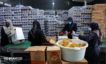 دومین مرحله از طرح اهداء بسته های معیشتی به پاکبانان 5
