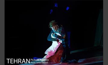 نمایش ننه دلاور و فرزندانش 9