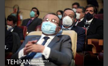 مراسم اختتامیه پنجمین دوره جایزه جهانی خشت طلایی تهران 33