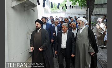 تجدید بیعت شهردار و مدیران شهری با آرمان های حضرت امام خمینی(ره) 12