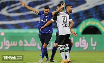 دیدار تیم های فوتبال استقلال تهران و هوادار تهران 27
