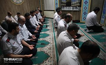 بازدید شهردار تهران از ستاد فرماندهی عملیات آتش نشانی 36