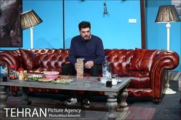 نمایش 30 دی 95 18