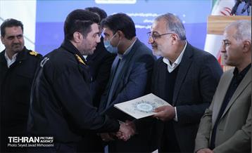 آیین بهره برداری از ۳ پروژه عمرانی و ۴۶ پروژه شهری منطقه یک در قالب دویست و هشتمین پویش امید و افتخار 5