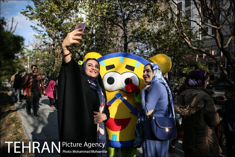 بازدید فعالان فضای مجازی از اماکن دیدنی تهران 26