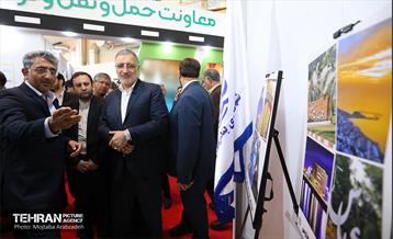 بازدید شهردار تهران از نمایشگاه شهرهای خواهرخوانده و توانمندی های مدیریت شهری تهران