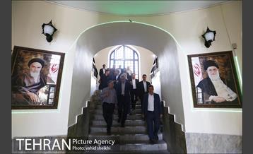 بازدید شهردار تهران از دبیرستان البرز 19