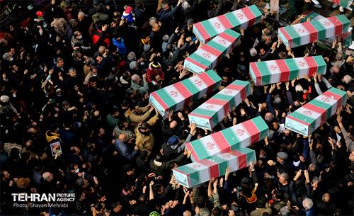 تشییع پیکر ۲۰۰ شهید گمنام دفاع مقدس در تهران 49