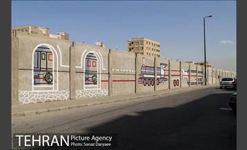 بازدید اعضا شورای شهر از دیوارنگاری جدار مترو خزانه 2