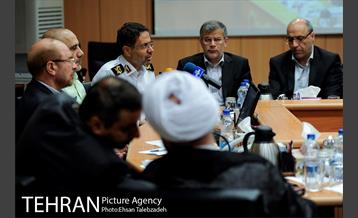 جلسه شورای معاونین و مدیران شهرداری تهران با حضور قالیباف 16