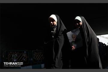 راهپیمایی ۲۲ بهمن در تهران - 3 42