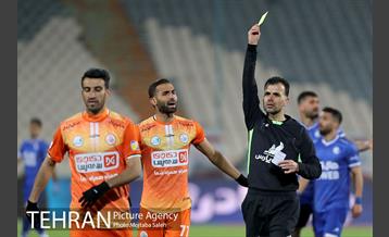 دیدار تیم های فوتبال استقلال و سایپا 21