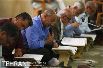 تلاوت قرآن و افطاری ساده مساجد در ماه مبارک رمضان 2