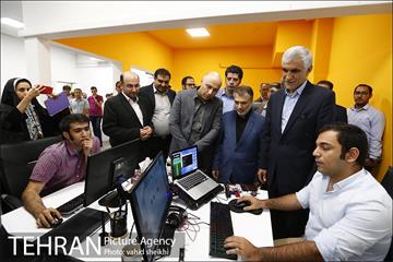 بازدید شهردار تهران از کارخانه نوآوری 17