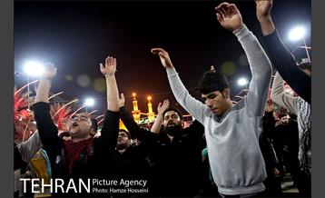 عزاداری عزاداران امام حسین (ع) در بین الحرمین 14