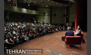 نقد فیلم زیر سقف دودی در فرهنگسرای ارسباران‎ 4