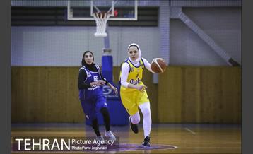 دیدار تیم های بسکتبال زنان گروه بهمن و نامی نو اصفهان 13