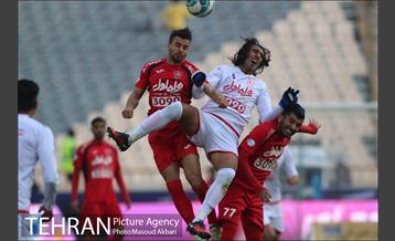 دیدار تیم های فوتبال پرسپولیس و تراکتور سازی